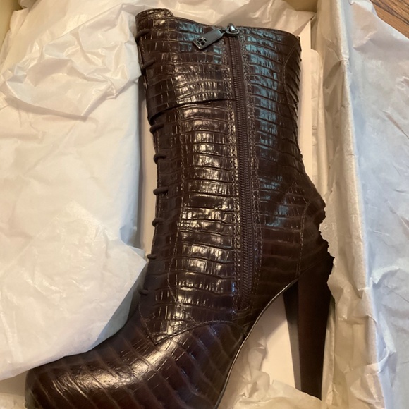 New Talbots Boots 8 1/2 M - Picture 7 of 8